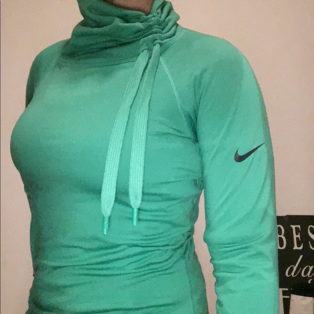 Nike green long sleeve